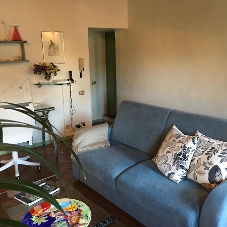 Appartamento Il Glicine Pistoia Bagian luar foto