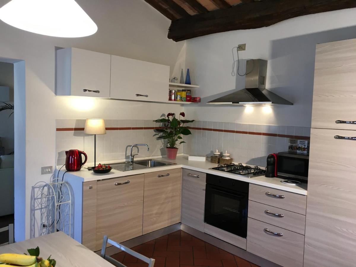 Appartamento Il Glicine Pistoia Bagian luar foto