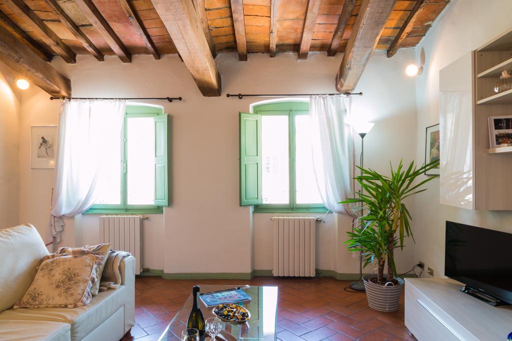Appartamento Il Glicine Pistoia Bagian luar foto