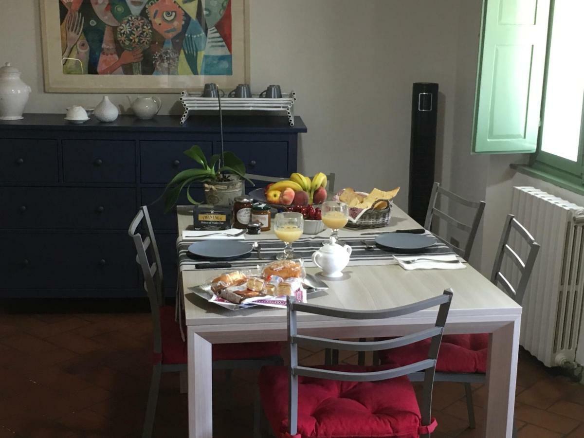Appartamento Il Glicine Pistoia Bagian luar foto